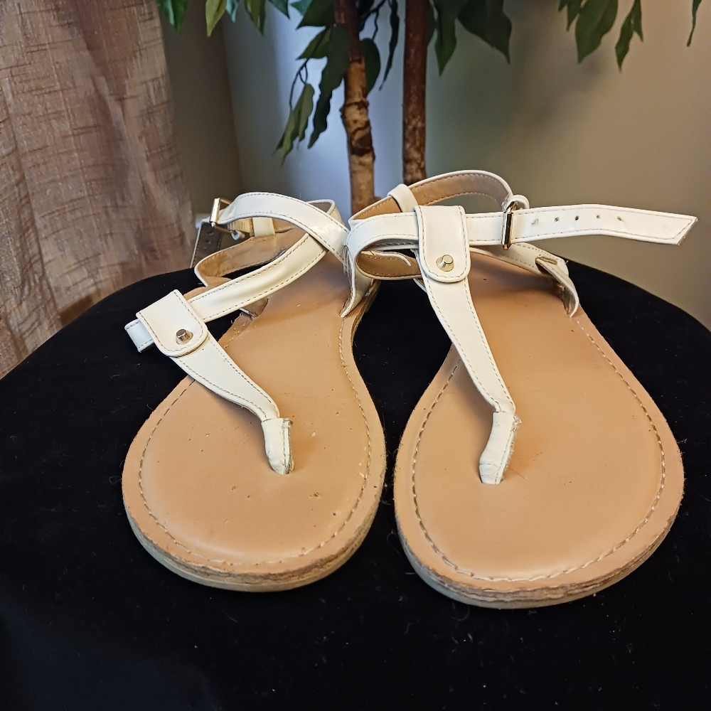 Montego Bay Club T-Strap Sandals sz 8 - Picture 2 of 8